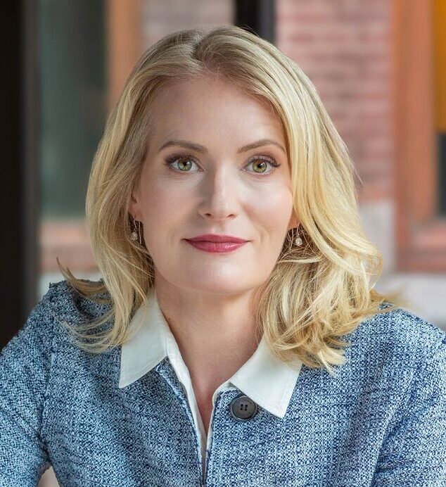 Mary Megan Peer headshot